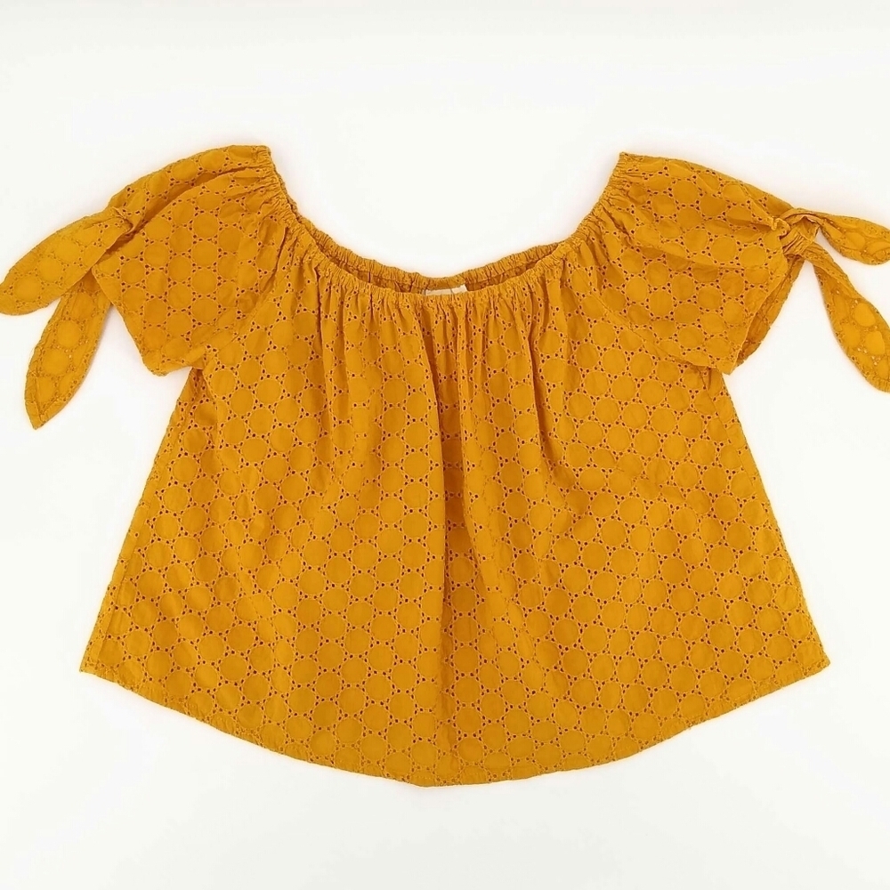 UNIV. THREAD Mustard Eyelet Peasant Crop Top - Picture 2 of 10